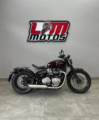 TRIUMPH BONNEVILLE BOBBER 1200 